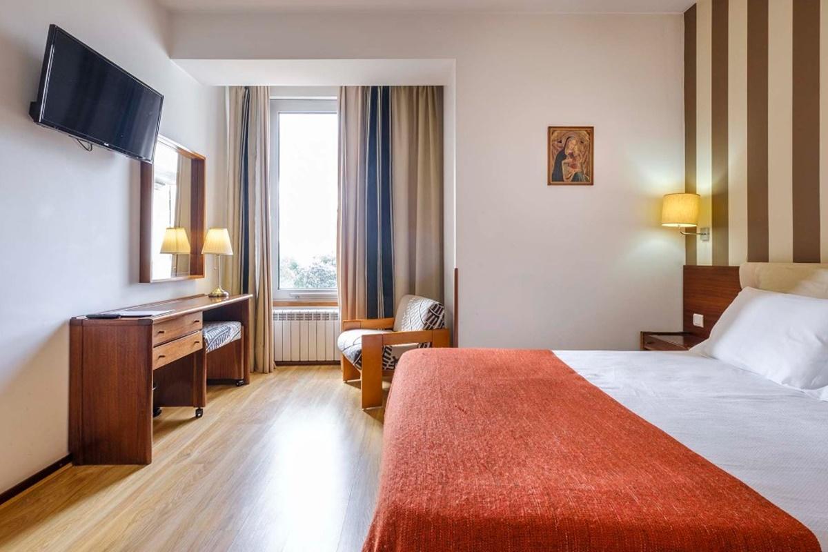 Crisol Tres Pastorinhos Hotel ฟาติมา ภายนอก รูปภาพ