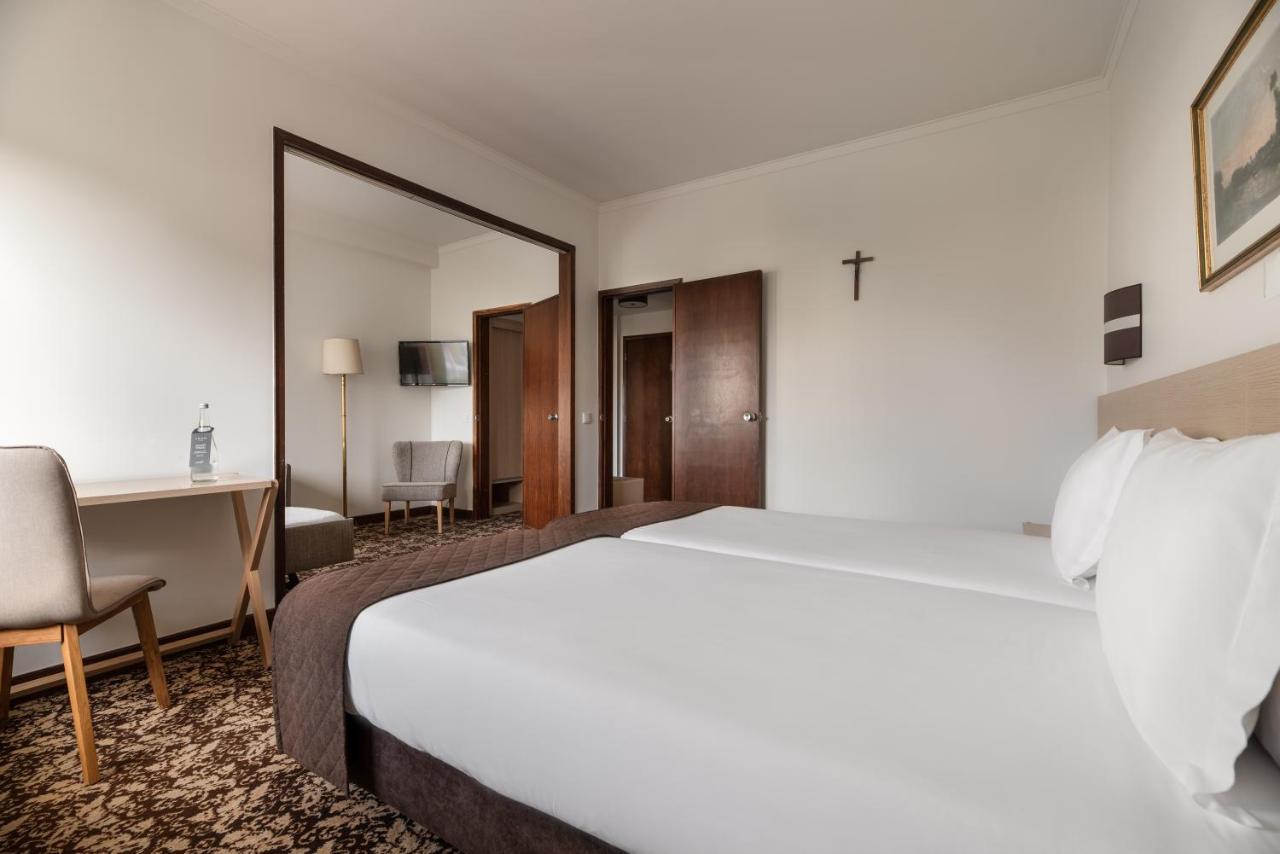Crisol Tres Pastorinhos Hotel ฟาติมา ภายนอก รูปภาพ